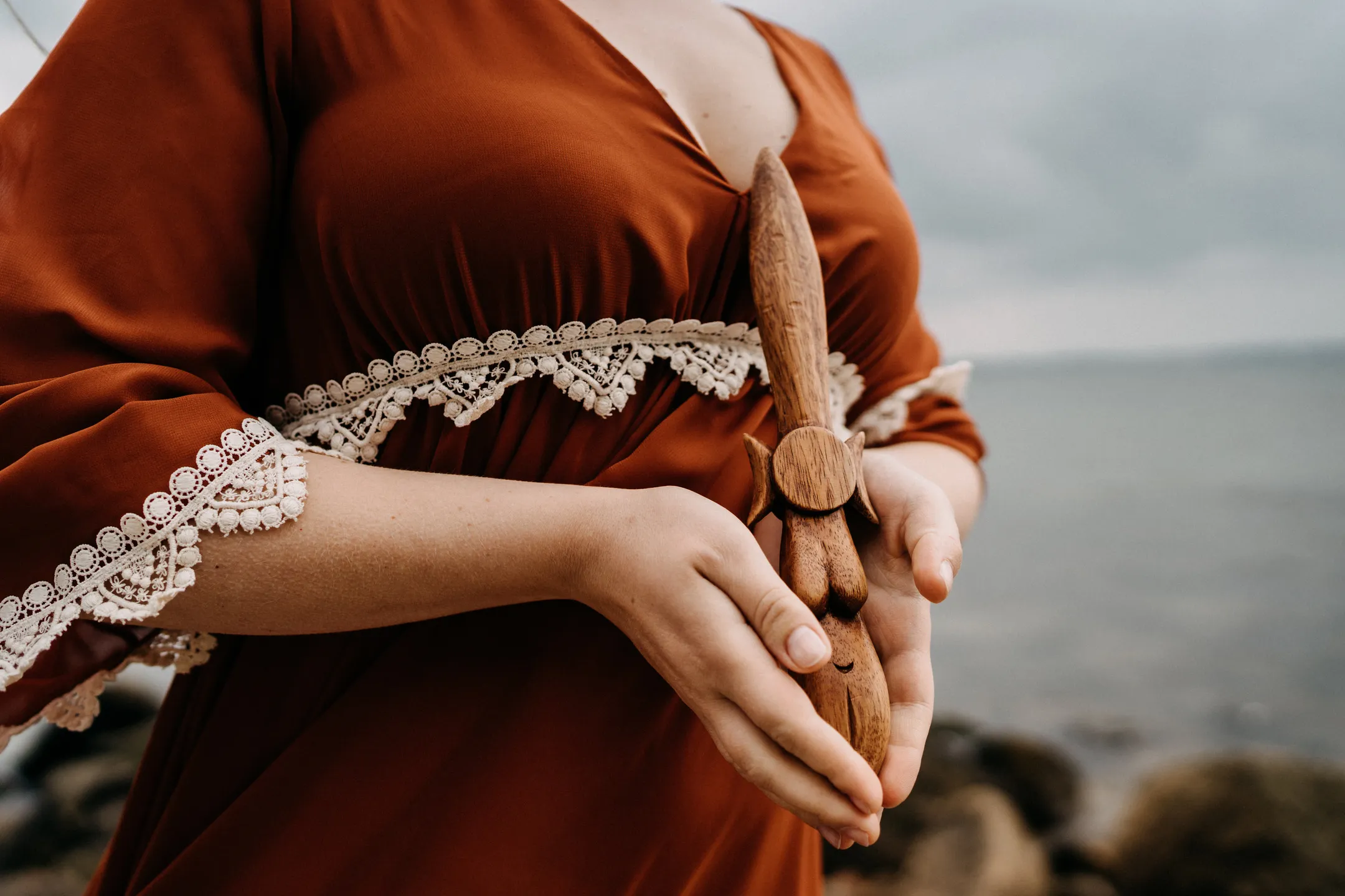 Priesterin der Weiblichkeit wide